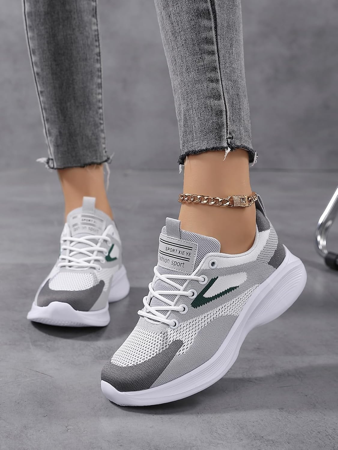 Womens Lace-up Walking Shoes Comfortable Non Slip Running Sneakers Breathable Athletic Workout Shoes Sneakers