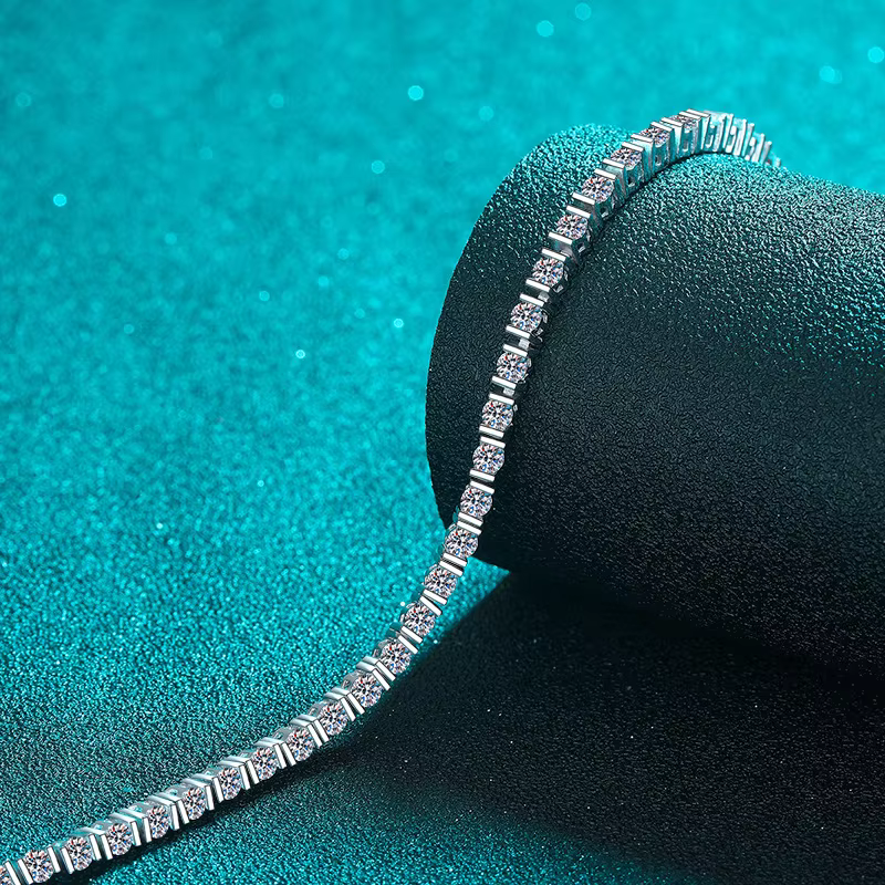Women's PT950 Platinum Bracelet, 18cm Single 10 Points 3.9 Carat, Hip-Hop Luxury Style Full Diamond Jewelry.