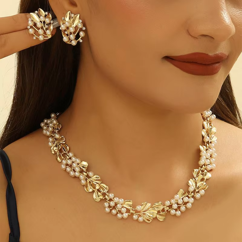 3 Pcs Rhinestone Imitation Pearl Earrings Necklace Set Two-piece Vintage Choker Accessory Light Luxury Jewelry Sets Wedding